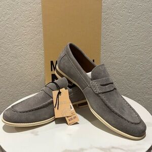 Madden NYC Men’s Grey Suede Loafers Size 8 NWT